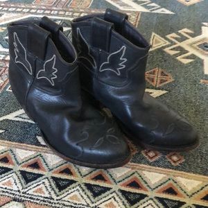 Golden Goose Sydney Black Leather Ankle Boots 35